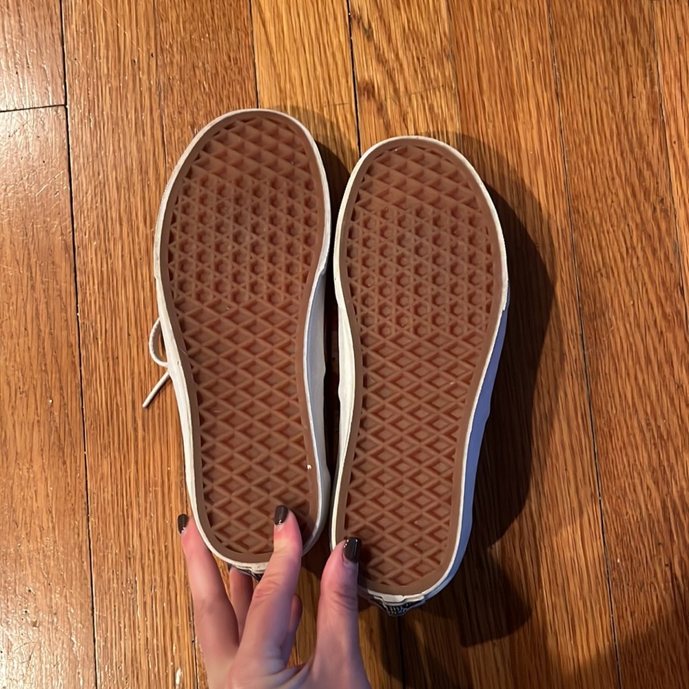 Disney Princess Vans - Picture 3 of 4